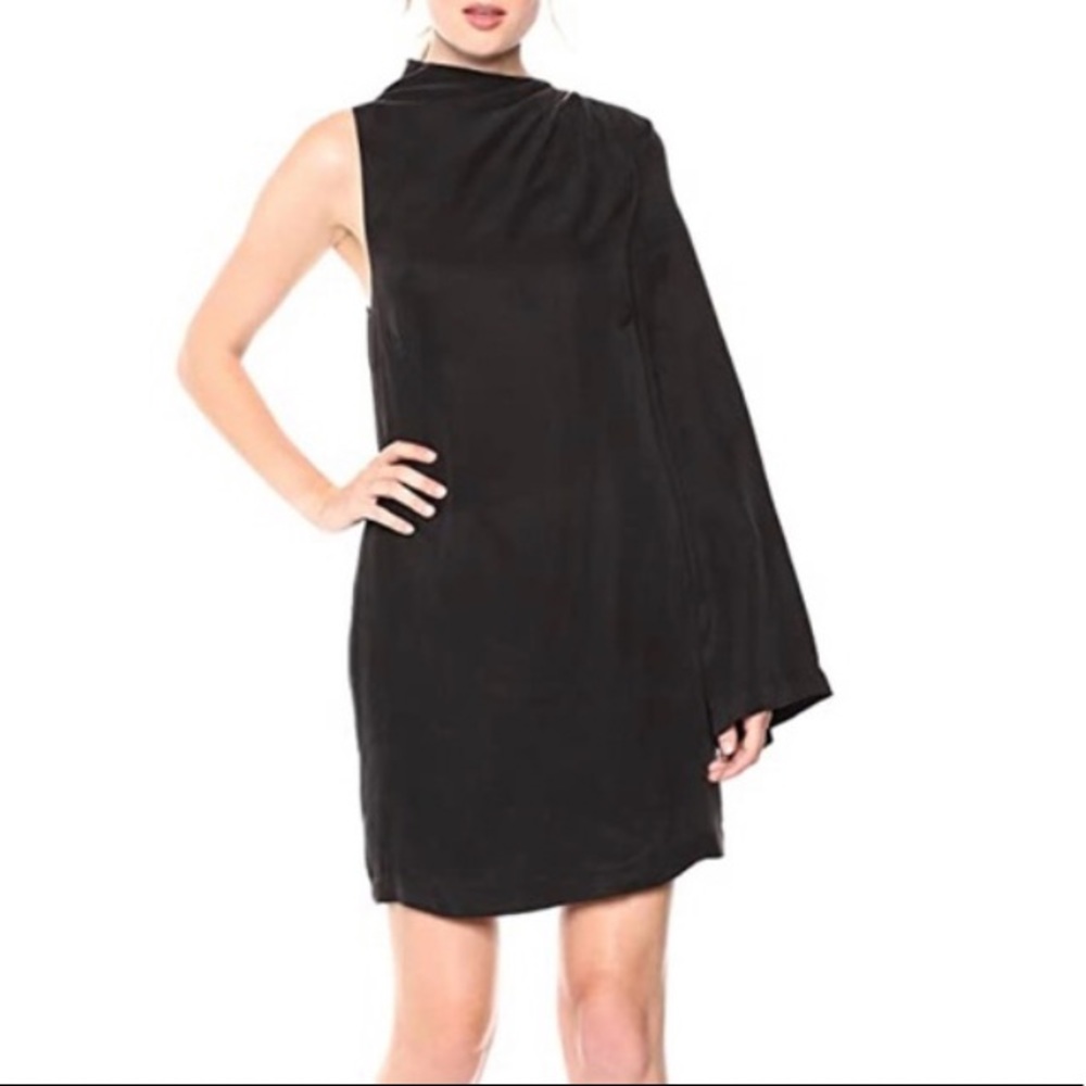 Elliatt one shoulder bell sleeve dress